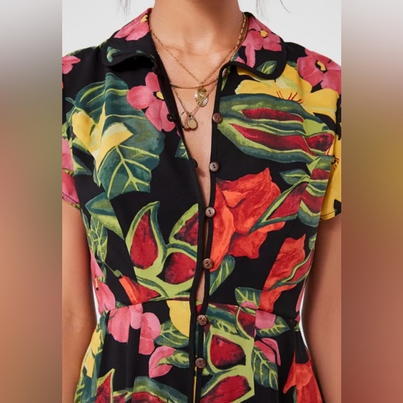 Urban Outfitters Cali Button-Down Mini Dress Size L - Picture 2 of 10